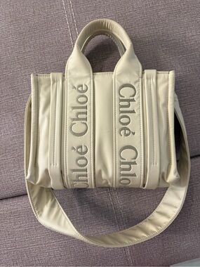 Woody Small Tote Bag with crossbody strap - Chloe - dusty ivory color